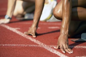 欧冠利物浦1-0皇马迎首胜，麦卡利斯特制胜，0809欧冠利物浦vs皇马